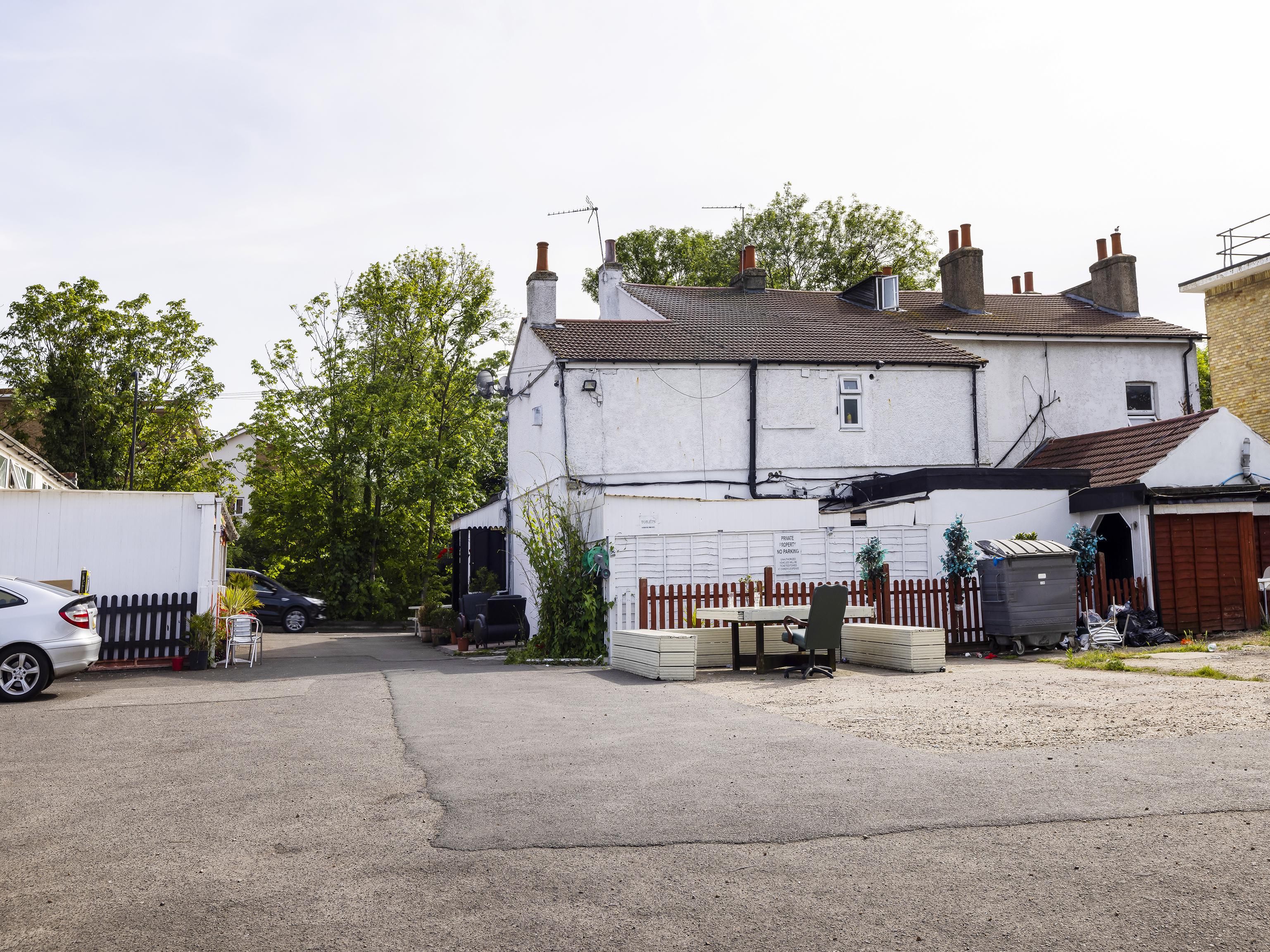 Old Oak Tree Inn Hounslow Bagian luar foto